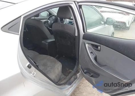 2013 Hyundai Elantra Gls z USA, uszkodzony, nr VIN 5NPDH4AE8DH274678